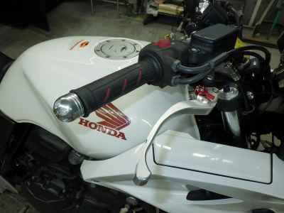 Honda CB400SFV Boldor 2011
