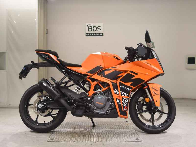 KTM RC 390 2023