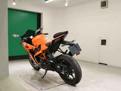 KTM RC 390 2023