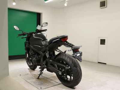 Honda CB650R 2024
