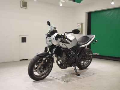 Suzuki SV650X 2024