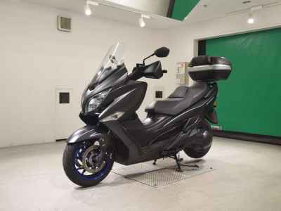 Suzuki Burgman 400 2023