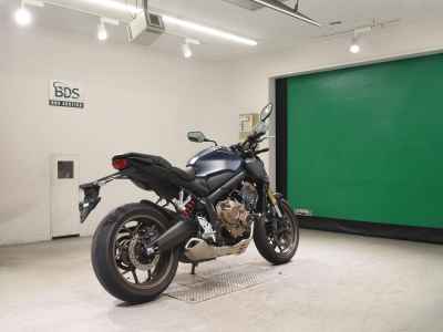 Honda CB650R 2023