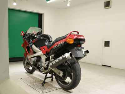 Kawasaki ZZR400 2000