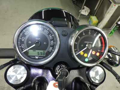 Kawasaki W800 2025