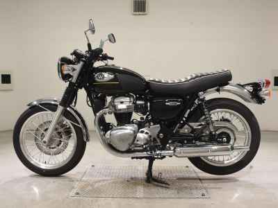 Kawasaki W800 2025