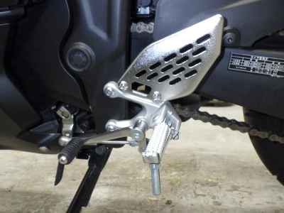 Yamaha YZF-R25 2023
