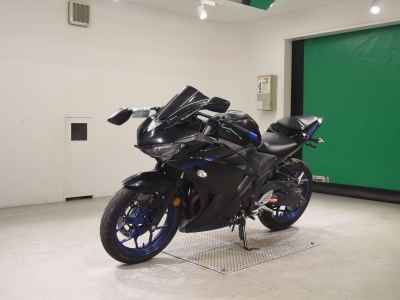 Yamaha YZF-R25 2015