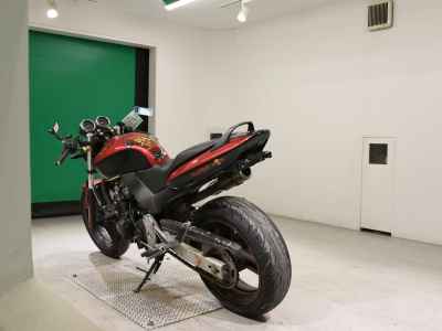 Honda CB250F 2006