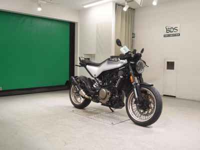 Husqvarna Svartpilen 401 2021