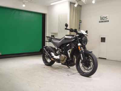 Husqvarna Svartpilen 401 2022