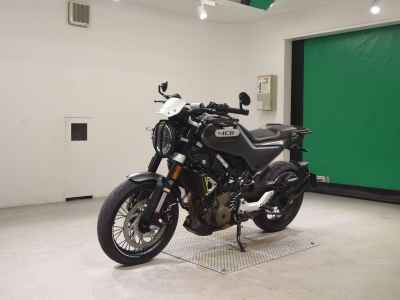 Husqvarna Svartpilen 401 2022