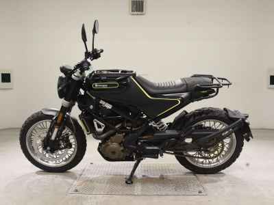 Husqvarna Svartpilen 401 2020