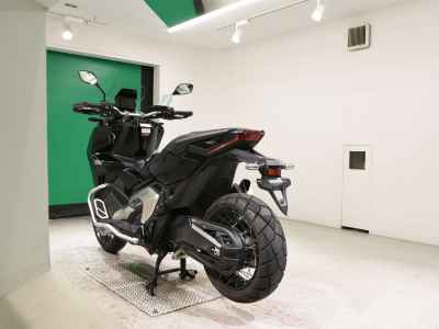 Honda X-Adv 750 2021