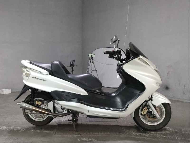 Yamaha Majesty 250 2003