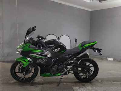 Kawasaki Ninja 400 2024