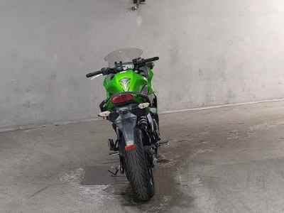 Kawasaki Ninja 400R 2013