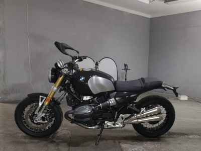 BMW R nineT 2024