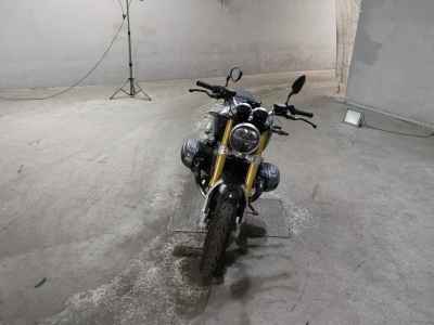 BMW R nineT 2024