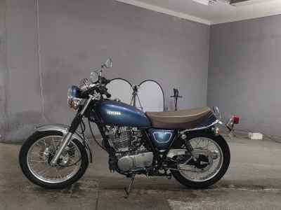 Yamaha SR400 2020