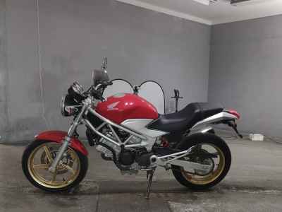 Honda VTR250 2011
