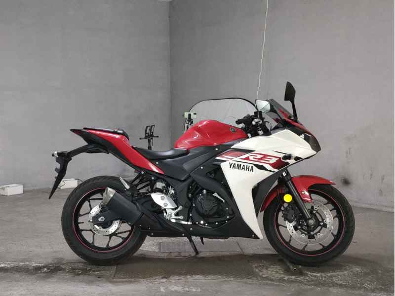 Yamaha YZF-R3 2015