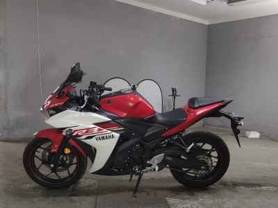 Yamaha YZF-R3 2015