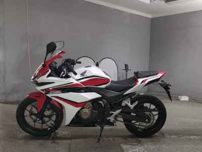 Honda CBR400R 2018