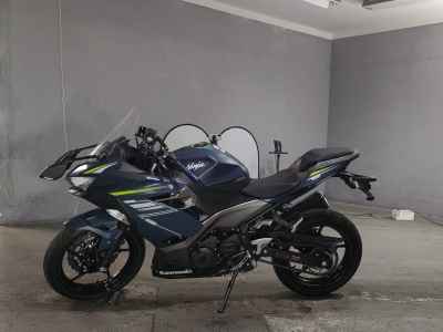 Kawasaki Ninja 400 2022