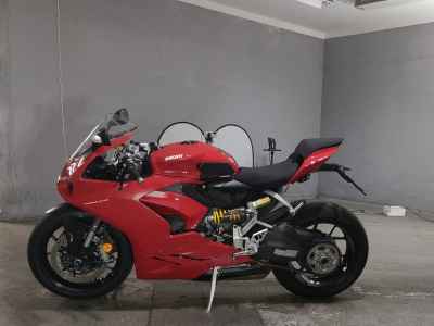 Ducati Panigale V2 2021