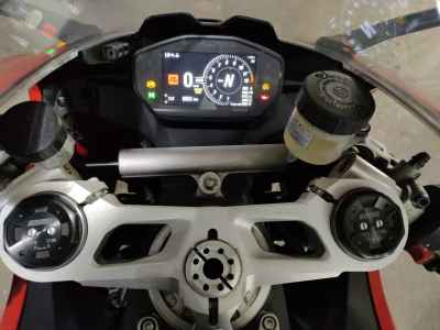 Ducati Panigale V2 2021