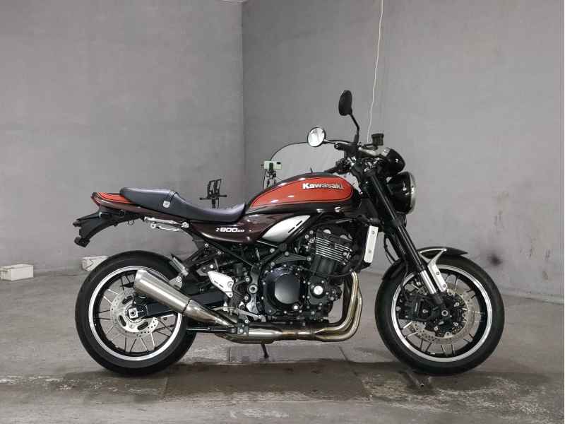 Kawasaki Z900RS 2017