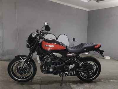 Kawasaki Z900RS 2017