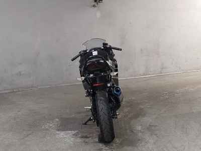 Kawasaki Ninja 400 2022