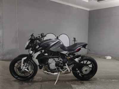 MV Agusta DRAGSTAR 800R 2017