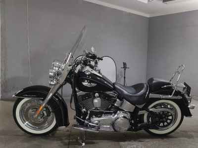 Harley-Davidson FLSTN1580 2006