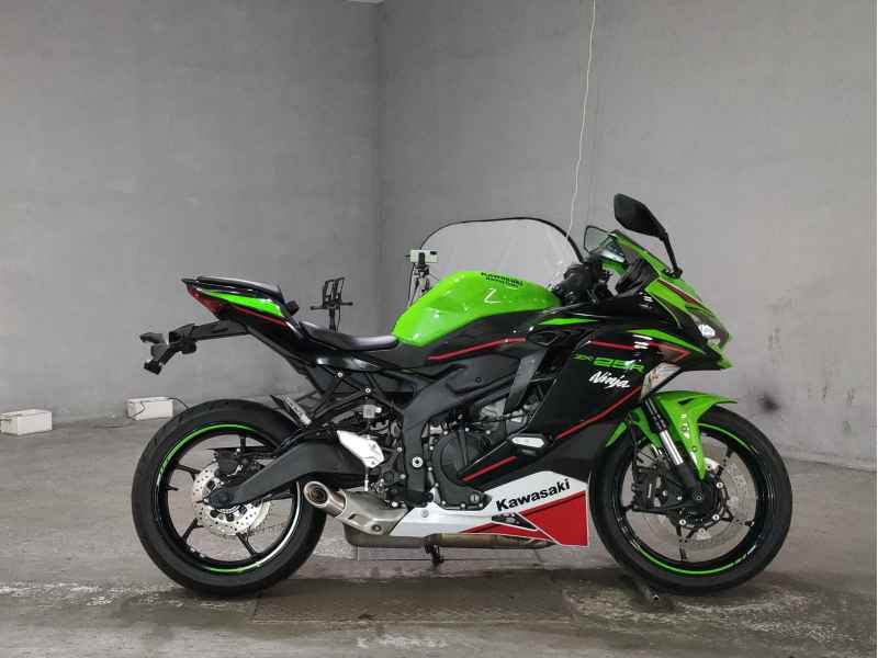 Kawasaki Ninja ZX-25R KRT 2022