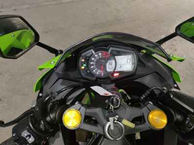 Kawasaki Ninja ZX-25R KRT 2022