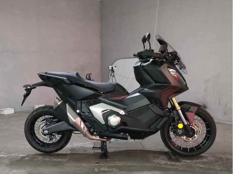 Honda X-Adv 750 2024
