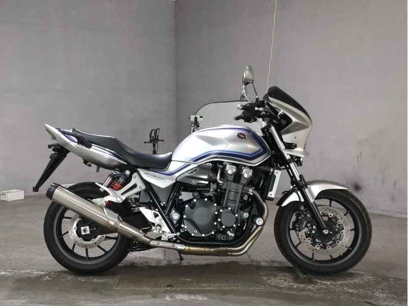 Honda CB1300SF 2021