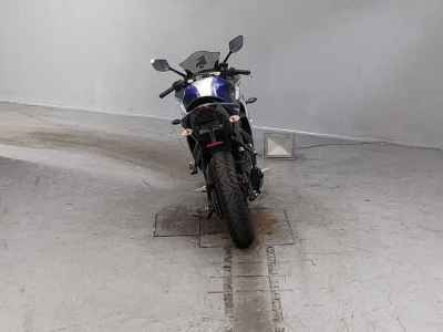 Yamaha YZF-R25 2015