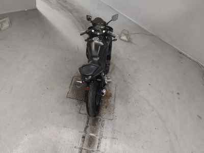 Yamaha YZF-R25 2016