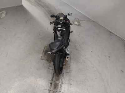 Yamaha YZF-R25 2021