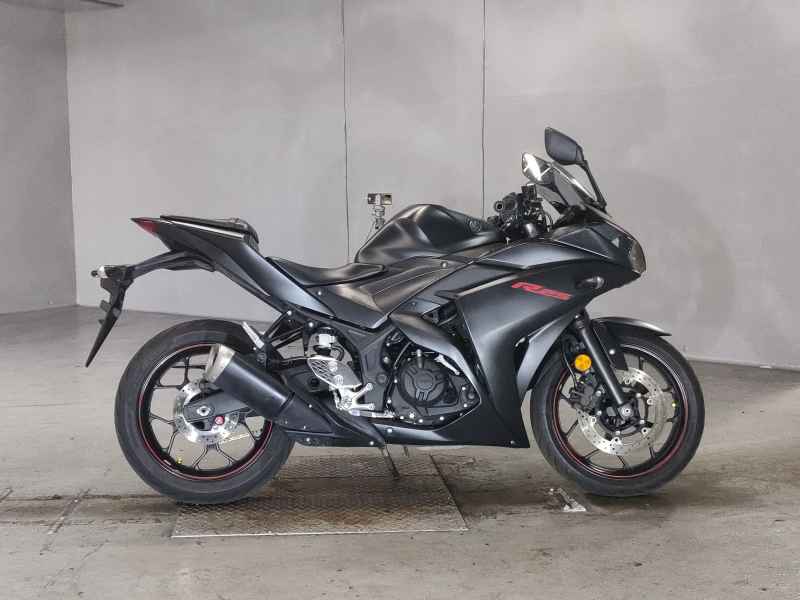 Yamaha YZF-R25 2015