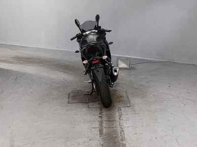 Yamaha YZF-R25 2015