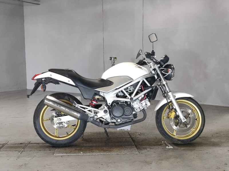 Honda VTR250 2009