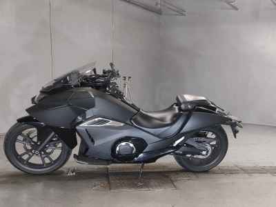 Honda NM4 Vultus 2016