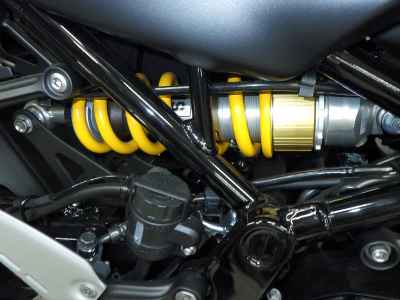 Kawasaki Z900RS SE 2025