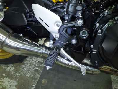 Kawasaki Z900RS SE 2025