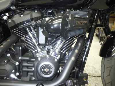 Harley-Davidson FXLRST1920 2024